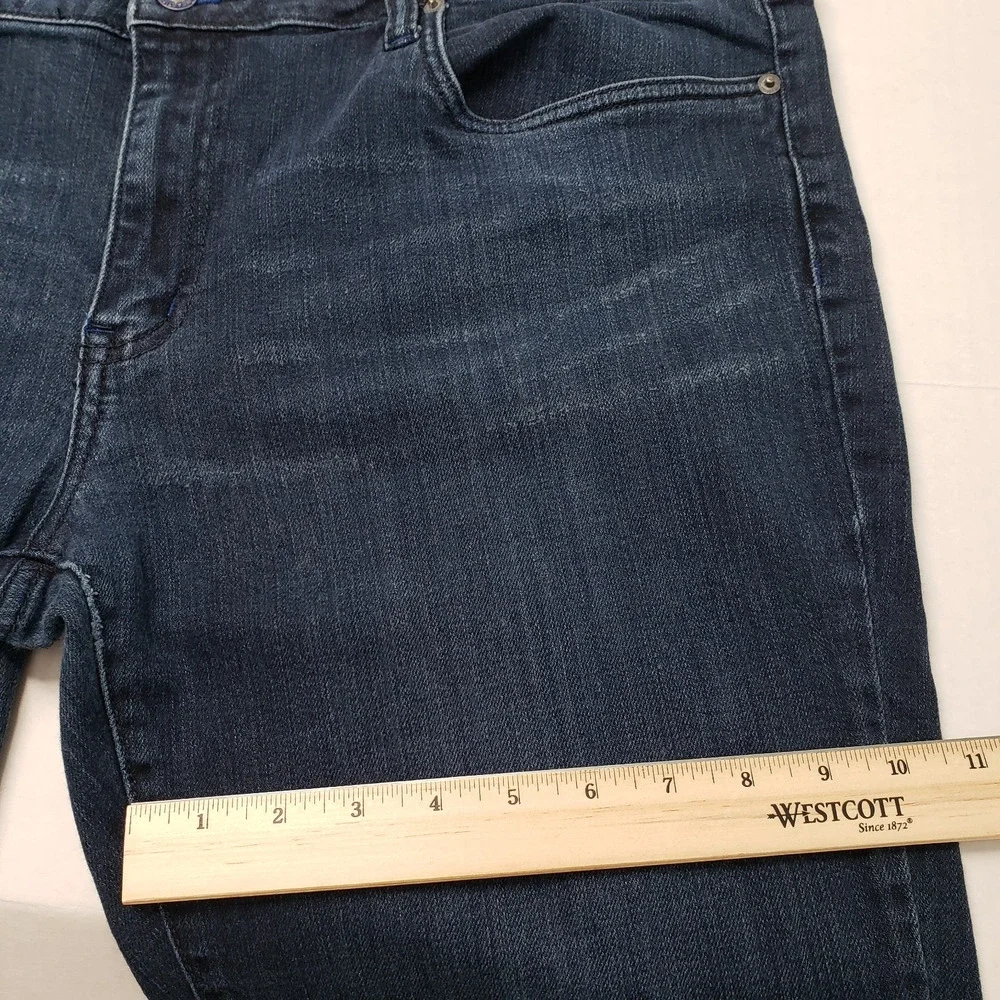 Kenneth Cole Reaction Jeans Mens 38x32 Blue Dark Wash Denim Boot Cut Casual